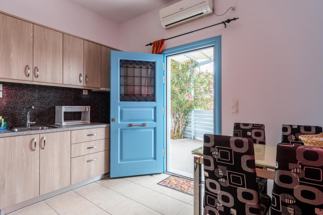 Adelphi Apartments Perissa  Zewnętrze zdjęcie