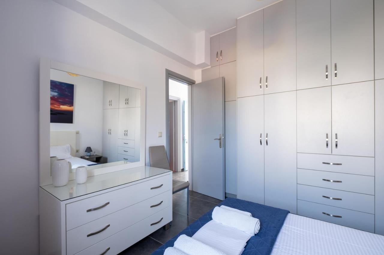 Adelphi Apartments Perissa  Zewnętrze zdjęcie
