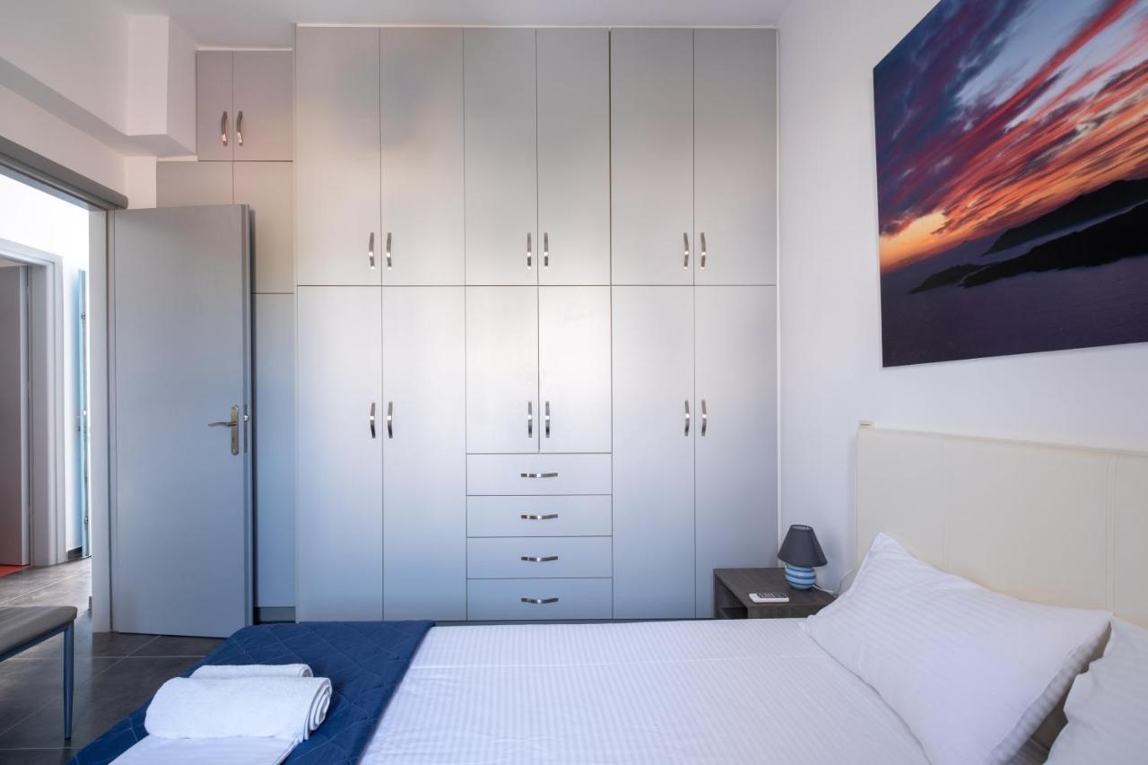 Adelphi Apartments Perissa  Zewnętrze zdjęcie
