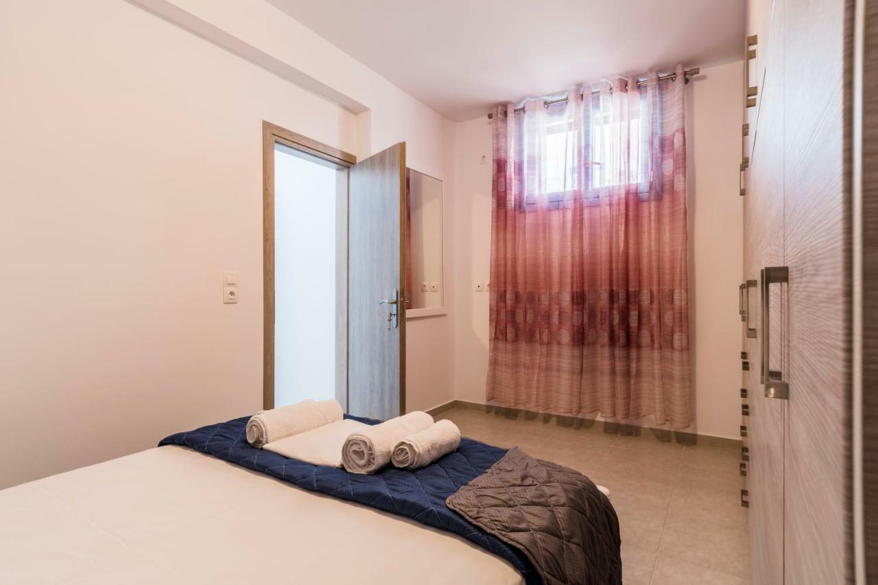 Adelphi Apartments Perissa  Zewnętrze zdjęcie