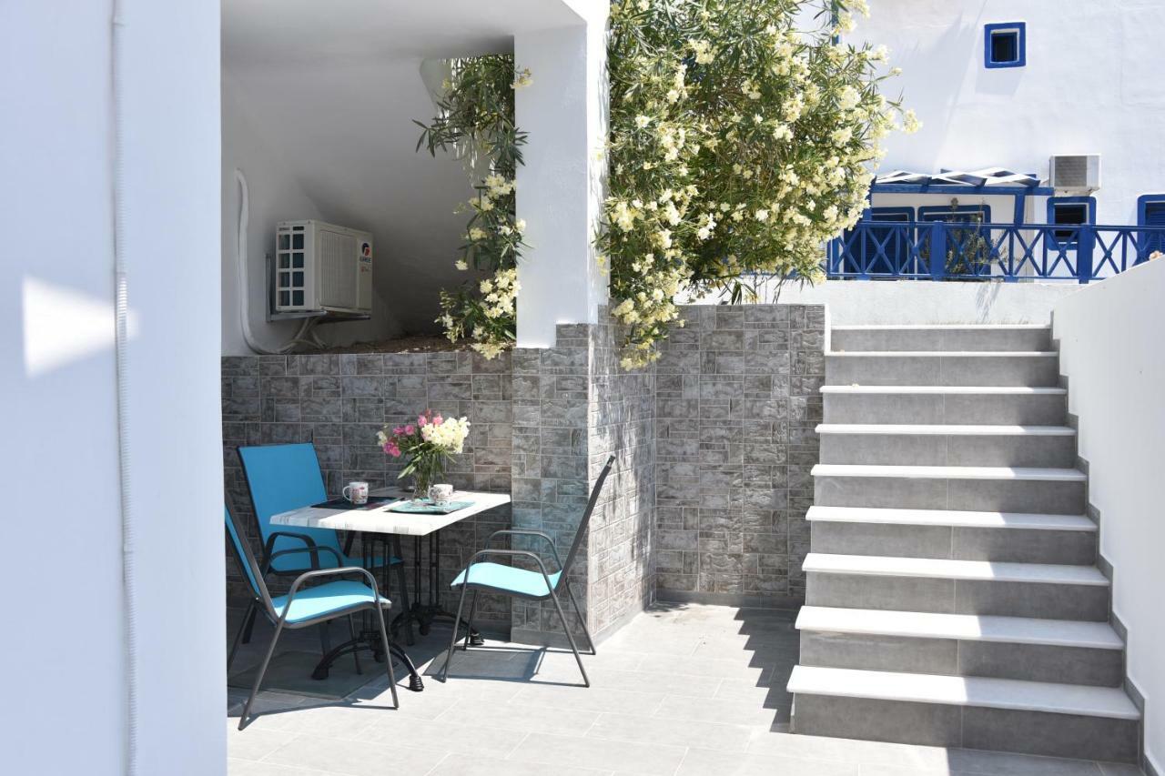Adelphi Apartments Perissa  Zewnętrze zdjęcie